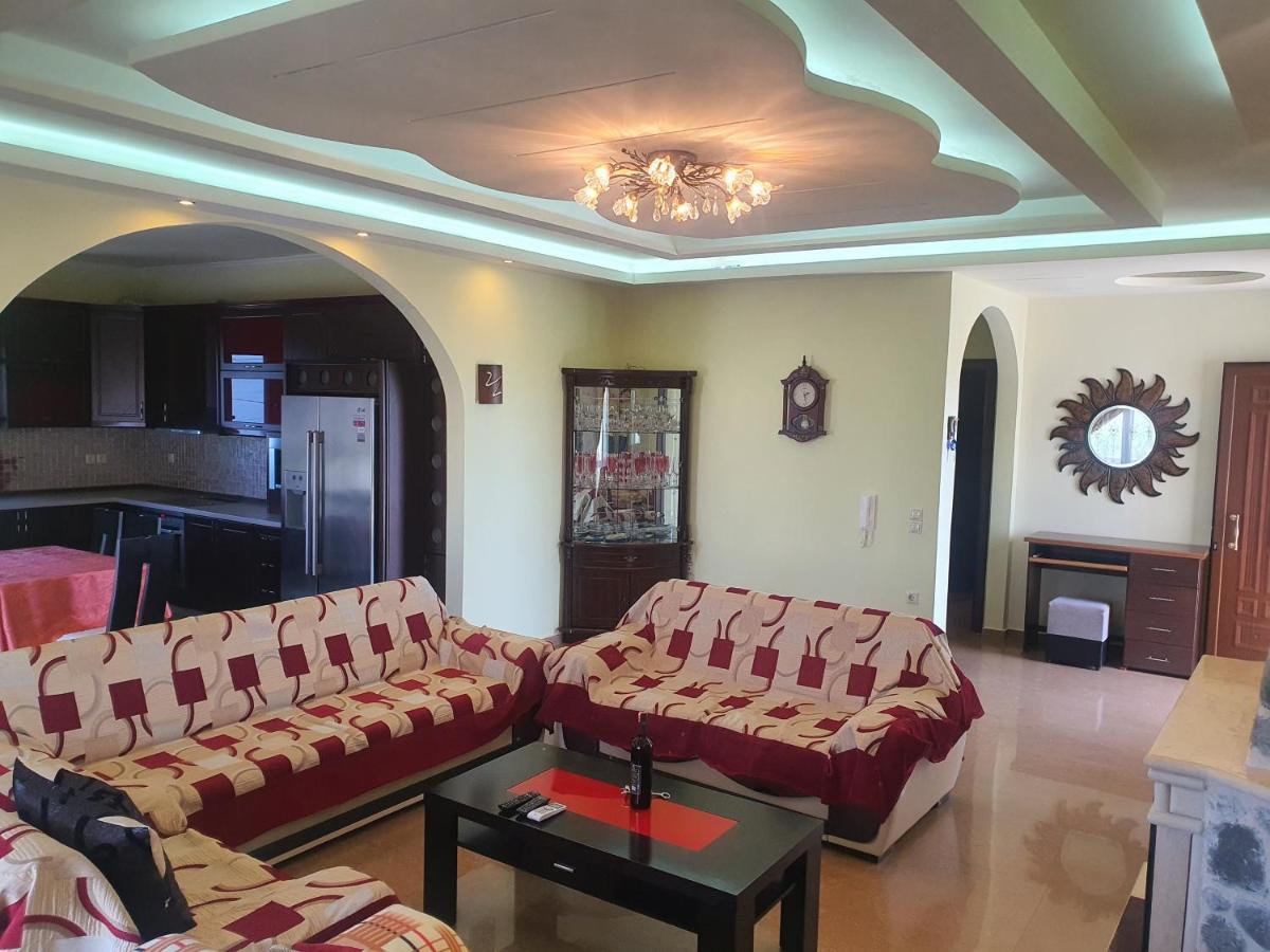 Mihal Suites Саранда Экстерьер фото