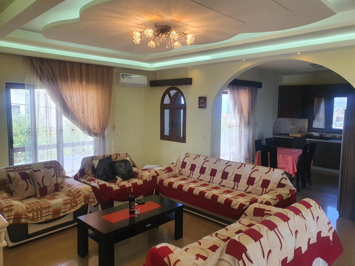 Mihal Suites Саранда Экстерьер фото