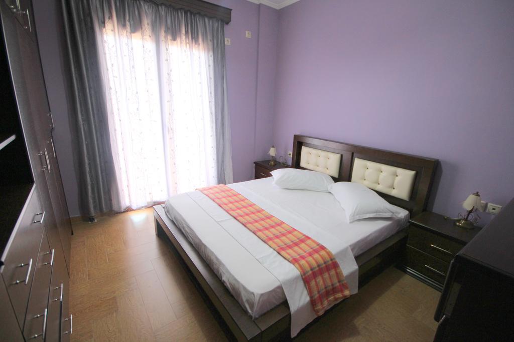 Mihal Suites Саранда Экстерьер фото